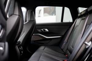 Image 29/32 of BMW M3 Competition Touring xDrive (2024)
