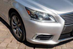 Immagine 47/50 di Lexus LS 600h L (2013)