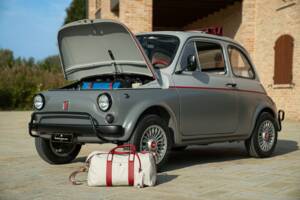Bild 45/50 von FIAT 500 L (1971)