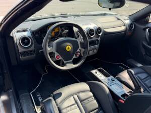 Bild 22/31 von Ferrari F 430 Spider (2007)