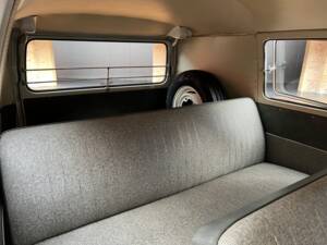 Image 28/36 of Volkswagen T1 minibus (1963)