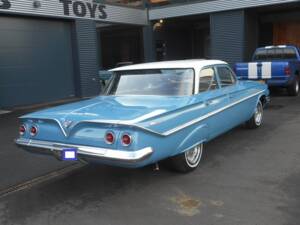 Image 6/25 of Chevrolet Bel Air Sedan (1962)