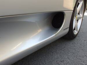 Afbeelding 37/99 van Ferrari 360 Modena (2000)