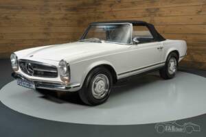 Image 6/19 of Mercedes-Benz 230 SL (1964)