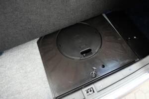 Image 64/70 de Mercedes-Benz CL 500 (1997)