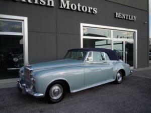 Afbeelding 3/21 van Bentley S3 Mulliner Park Ward DHC (1965)