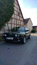 Image 1/24 of BMW 325i Touring (1989)