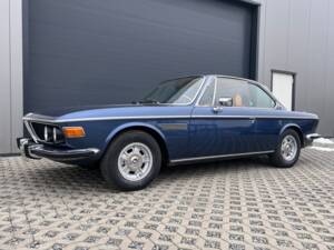 Image 2/28 of BMW 3.0 CS (1975)