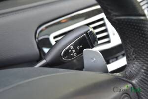 Immagine 40/50 di Mercedes-Benz CL 63 AMG (2007)