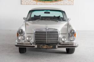 Bild 16/39 von Mercedes-Benz 280 SE 3,5 (1970)