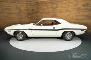 Bild 15/19 von Dodge Challenger R/T (1970)