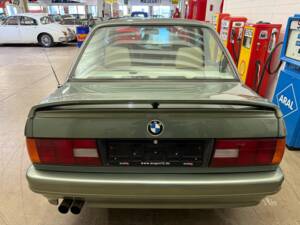Bild 16/19 von BMW 316i (1985)