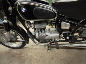 Image 3/8 of BMW DUMMY (1957)