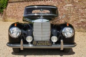 Image 5/50 of Mercedes-Benz 300 S (1953)