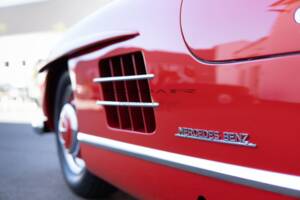 Image 21/49 of Mercedes-Benz 300 SL "Gullwing" (1955)