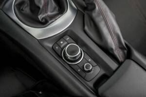 Immagine 40/50 di Mazda MX-5 1.5 (2016)