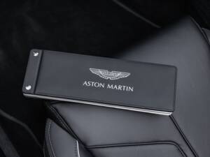 Bild 70/84 von Aston Martin V12 Vantage AMR Roadster (2018)