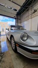 Bild 1/29 von Alfa Romeo 2.0 Spider (1986)