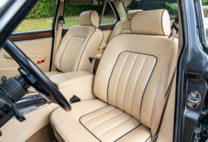 Bild 20/23 von Daimler Double Six (1992)
