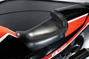 Image 48/50 of Yamaha FZ 750 (1986)