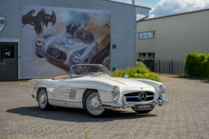 Image 1/38 of Mercedes-Benz 300 SL Roadster (1961)