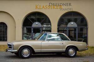 Image 14/56 de Mercedes-Benz 280 SL (1970)