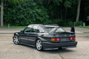 Bild 15/53 von Mercedes-Benz 190 E 2.5-16 (1991)