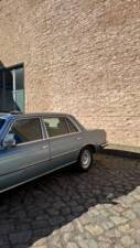 Image 76/147 de Mercedes-Benz 450 SEL 6,9 (1976)