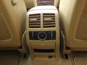 Bild 53/98 von Mercedes-Benz GL 450 4MATIC (2007)