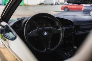 Image 42/80 of BMW M3 (1994)