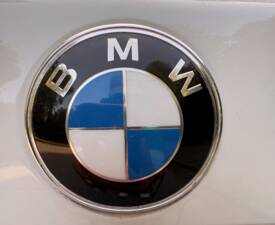 Immagine 56/75 di BMW 320i (1988)