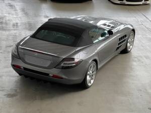 Afbeelding 2/39 van Mercedes-Benz SLR McLaren (2008)