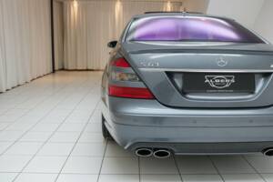 Bild 16/18 von Mercedes-Benz S 63 AMG (2007)