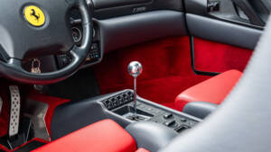 Image 41/83 of Ferrari F 355 Berlinetta (1996)