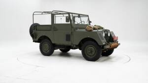 Image 3/15 of Land Rover 107 (1955)