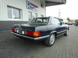 Image 4/25 of Mercedes-Benz 560 SL (1989)