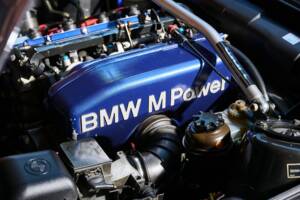 Bild 28/36 von BMW M3 (1989)