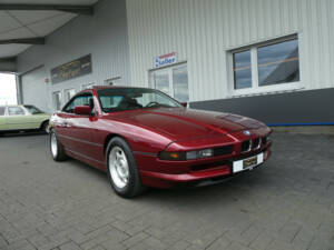 Afbeelding 1/30 van BMW 850i (1990)