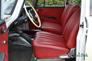 Image 12/47 of Mercedes-Benz 190 c (1963)