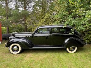 Bild 3/16 von Chrysler Royal Sedan (1938)
