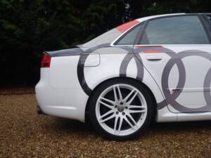 Bild 39/48 von Audi RS4 (2007)