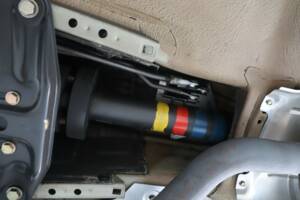 Immagine 37/50 di Mercedes-Benz 190 E 2.3-16 (1986)