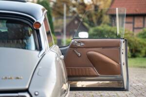 Image 38/44 of Citroën DS 21 (1968)