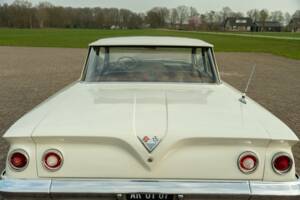 Bild 88/100 von Chevrolet Biscayne (1961)