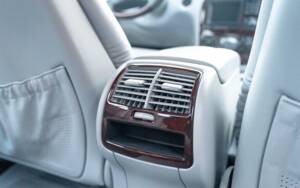 Image 41/45 of Mercedes-Benz S 55 AMG (2000)