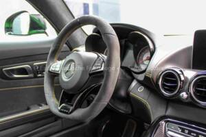 Immagine 25/35 di Mercedes-AMG GT-R (2018)