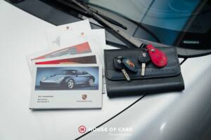 Bild 23/23 von Porsche 911 Carrera 4S (2002)