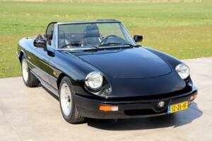 Afbeelding 2/50 van Alfa Romeo 2.0 Spider (1991)