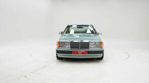 Bild 5/15 von Mercedes-Benz 300 CE (1992)