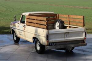Image 11/52 of Ford F-100 (1967)